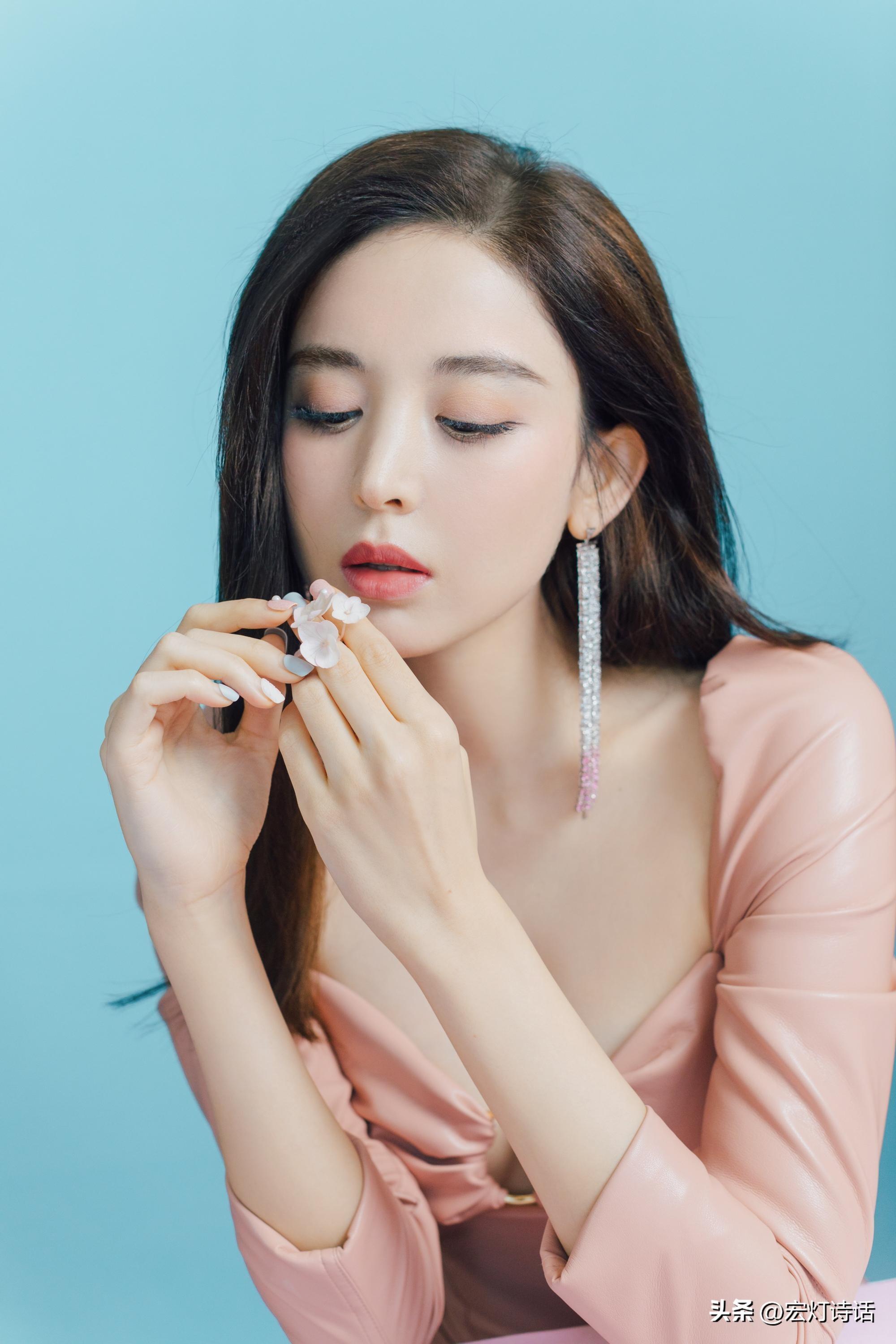 古力娜扎:爱一个人时 他在西边,恨一个人时 他在东边