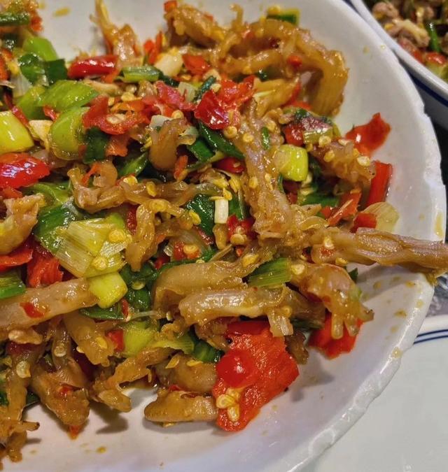 长沙湘菜馆排名第一，2021长沙湘菜馆十大排行榜 火宫殿上榜（网友：谁拿破碗招待客人）