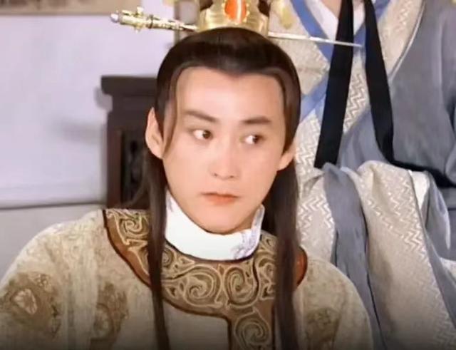 演员刘小锋：娶小16岁娇妻，婚后胖若两人，今51岁胖到观众认不出