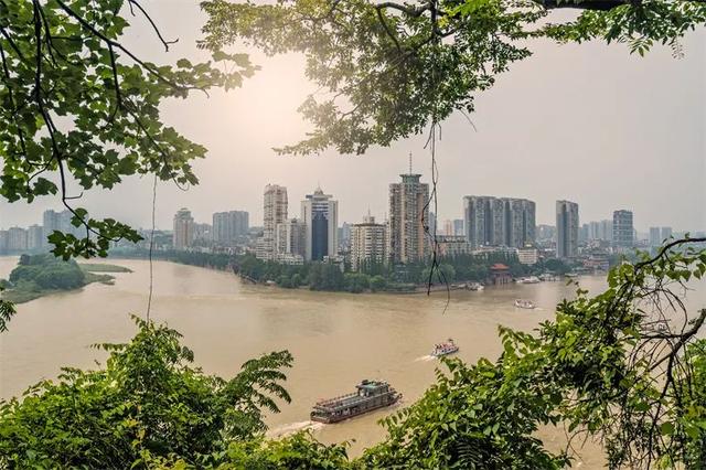 最适合穷人养老的城市，最适合穷人养老的四线城市（国内工资不高但想生活的12座城市）