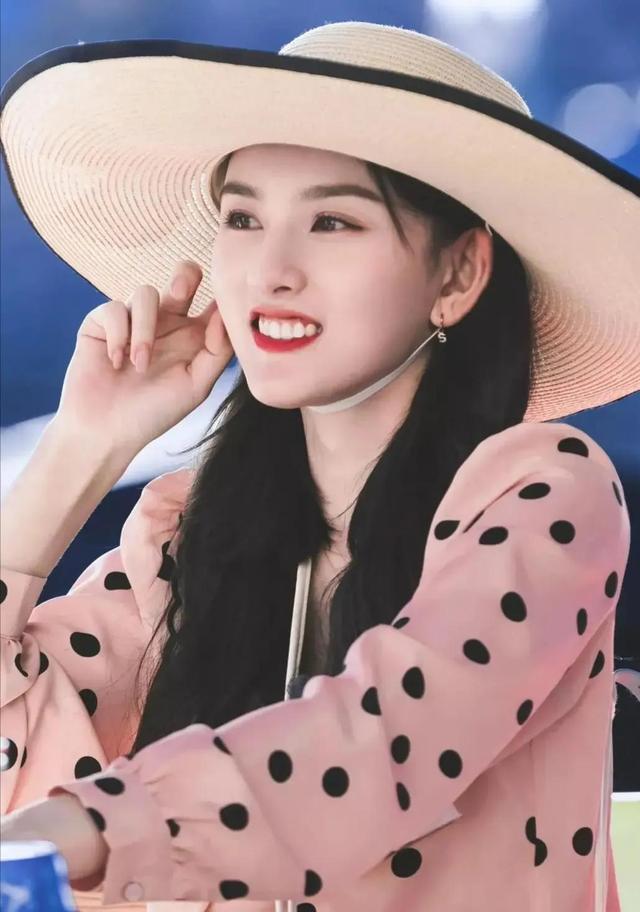 祖儿宋(祖儿宋简介,宋 祖儿是混血的吗(明星壁纸—宋祖儿)