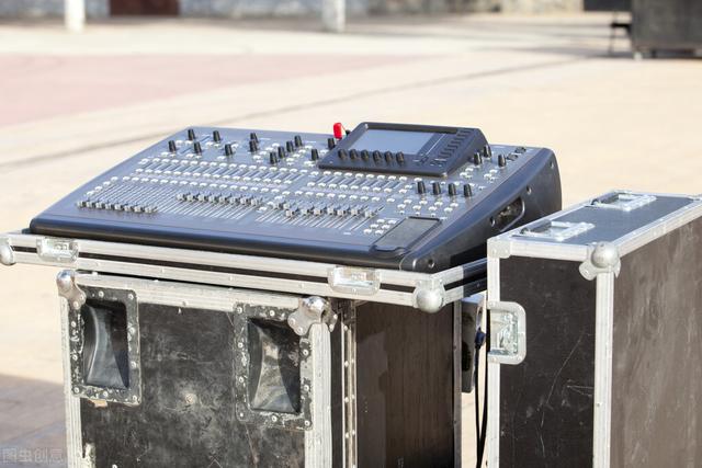 人们驱赶年兽的办法，过年没了鞭炮，怎么驱赶年兽