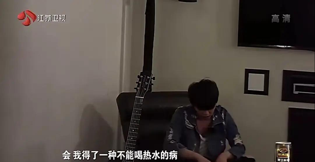 华晨宇与张碧晨，华晨宇与张碧晨事件解析（两次亲子鉴定照曝光女方不悦）