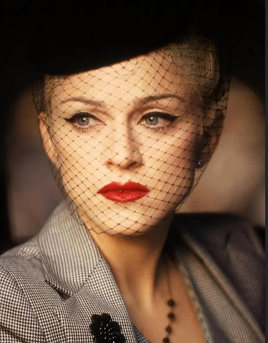 达内尔(64岁麦当娜照片曝光) - 青木春