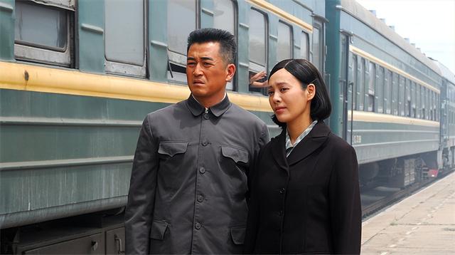 咱爸咱妈60年全部演员，《咱爸咱妈六十年》9月15日播出