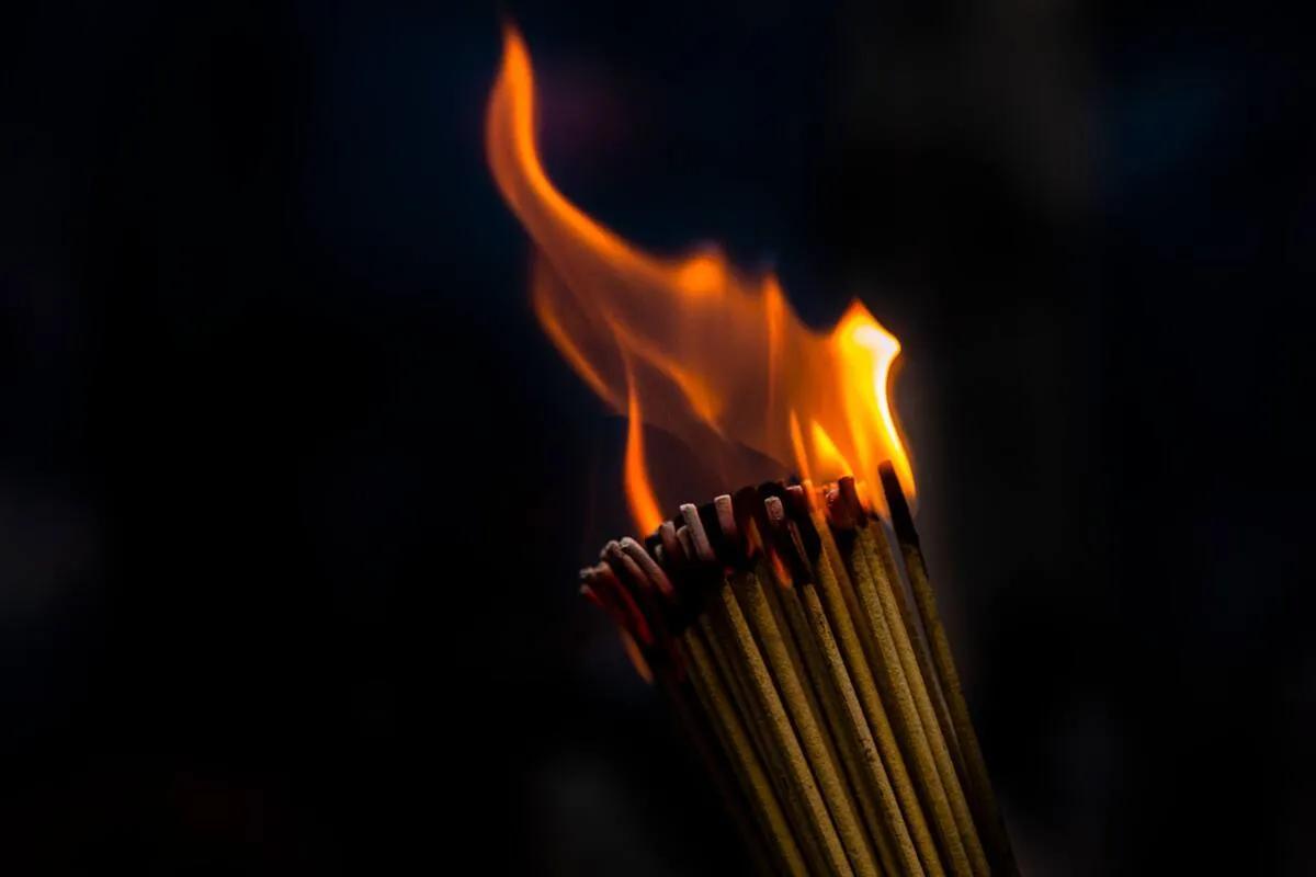 香烧的一长二短图解(看香火全图七十二图解) - 珍缘易学