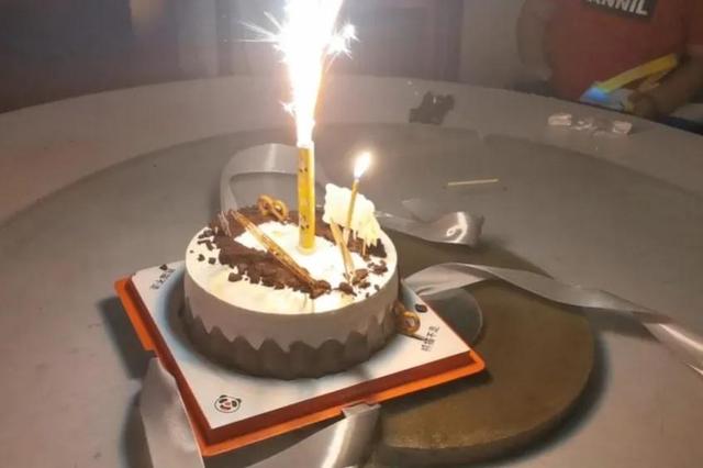 未成年如何快速赚钱，未成年怎么赚钱（打游戏每天挣100元）