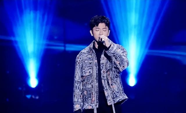 面部提拉紧致一般多少钱，面部提拉紧致多少钱（每月花100万也难逃医美“临界点”魔咒）