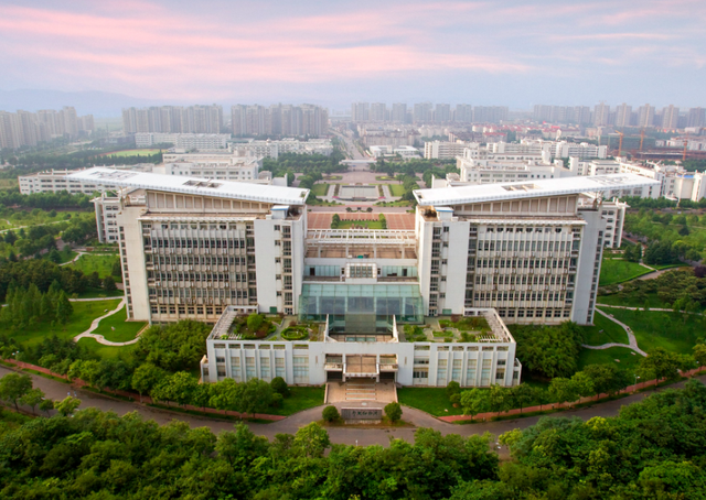 师范类高校50强排名来了，北师大不负众望（第一梯队毕业就有铁饭碗）