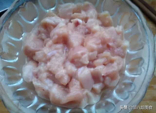 宫保鸡丁制作方法，牢记“料汁的配比”（怎么炒宫保鸡丁）