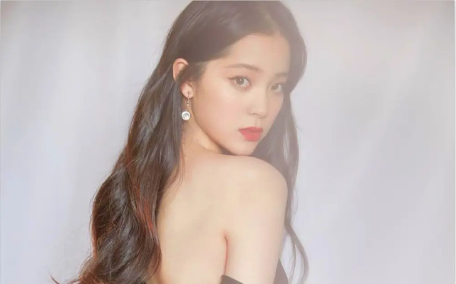 标准美女脸，标准美女脸部上庭（10位娱乐圈的冷脸美女）