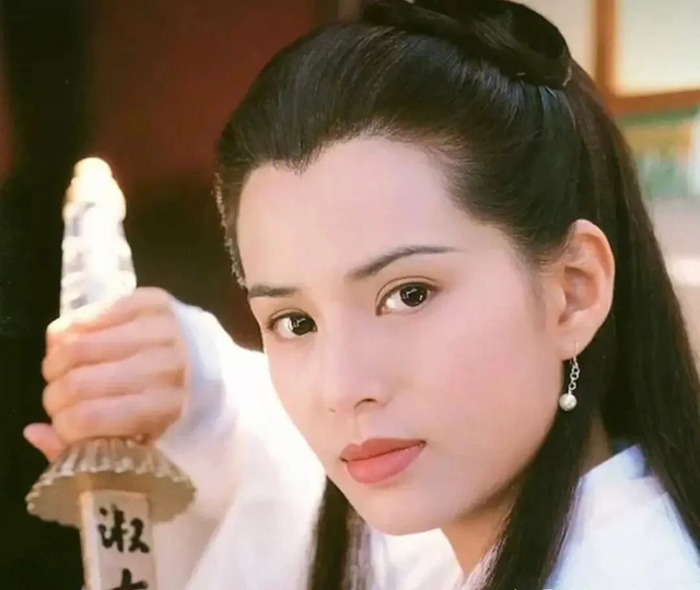 小龙女是谁演的，小龙女都有谁演过（金庸剧4位最美小龙女）
