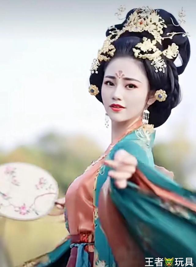 璎珞是什么东西，古代璎珞图片大全（王者玩具-璎珞是啥）