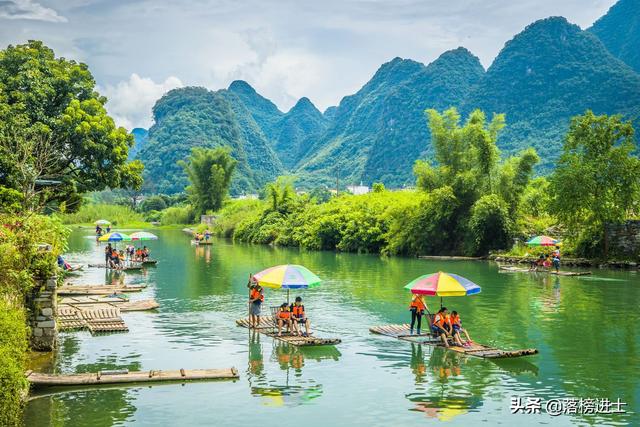 老人适合去旅游的地方，比较适合老人去旅游的地方（适合中老年人旅游的6座城市）