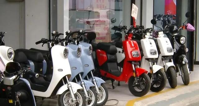 爱玛电动车所有车型价格，爱玛电动车所有车型价格72（降幅500-2000）