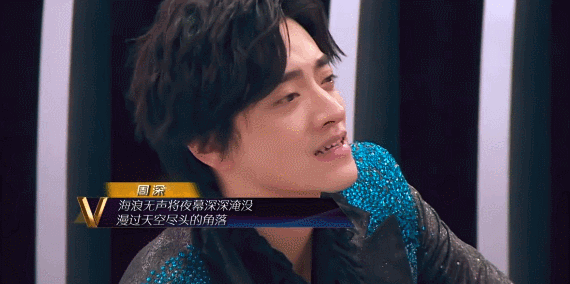 蒙面唱将周深身骑白马是哪一期，蒙面唱将周深身骑白马第几期（2次差点被“毁掉”的男歌手）