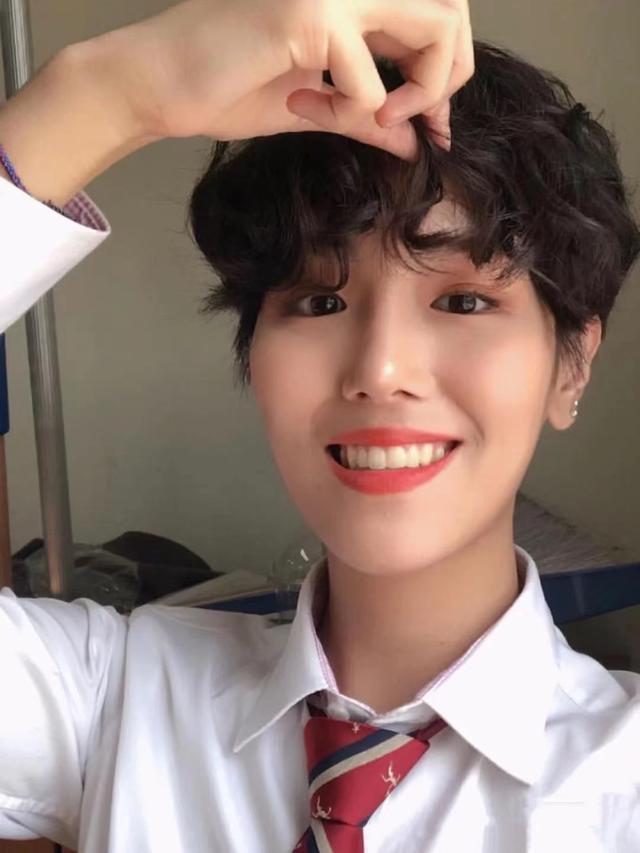 烫头发大概要多久时间，锡纸烫需要多长时间锡纸烫头发要多长时间（你知道纹理烫要烫多久）