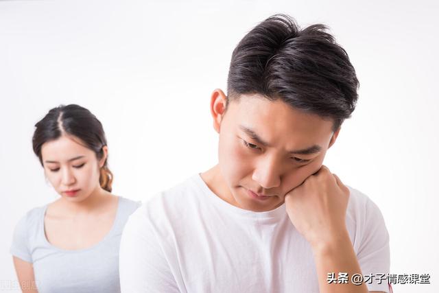 女生说回聊是什么意思，为什么男人总是不回你信息（女朋友说回聊什么意思）