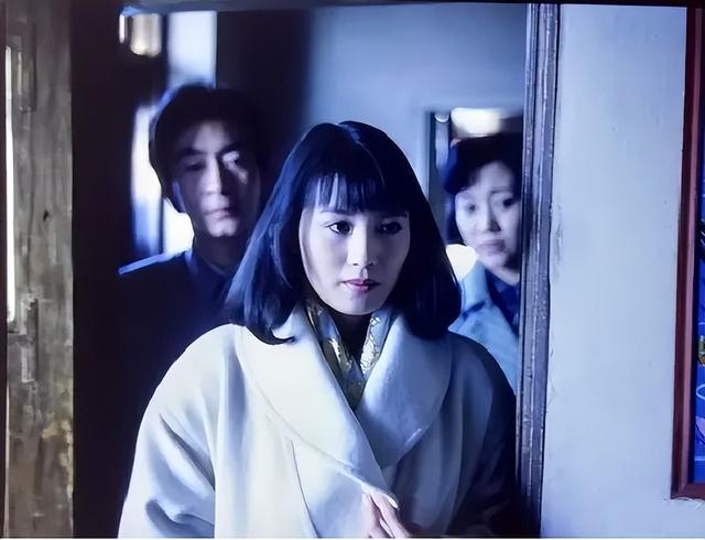 春节的内容30字，春节的由来简介30字（赵丽蓉老师凭此片拿下影后）