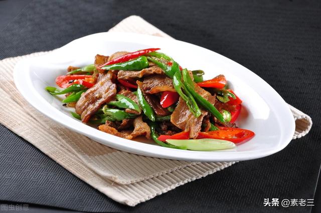 文学家的故事400，文学家的故事50字（女作家去做保姆——被训的保姆）