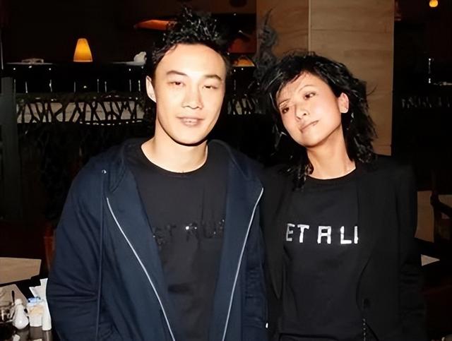 陈康堤和谢振轩，陈康堤怎么读（著名歌手陈奕迅：父亲锒铛入狱）