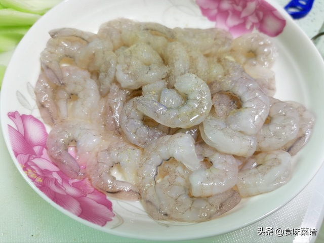 芹菜的做法大全，千张芹菜的做法大全（芹菜最好吃的4种做法）