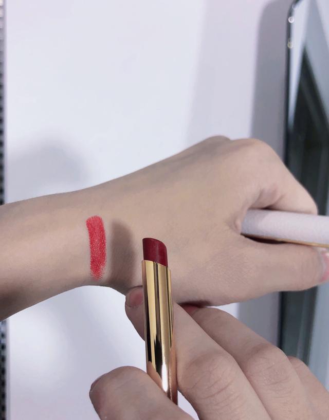 孕妇可以用的口红，哪些大牌口红是孕妇可以用的（澳兰黛孕妇口红安全吗）