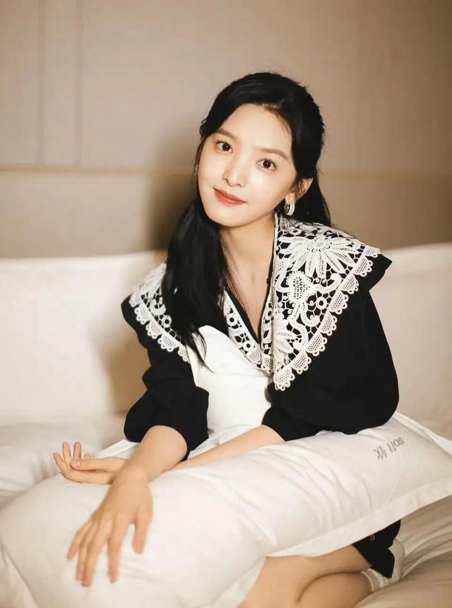 壁纸，章若楠，章若楠壁纸下载（明星壁纸<五十一>章若楠图片）