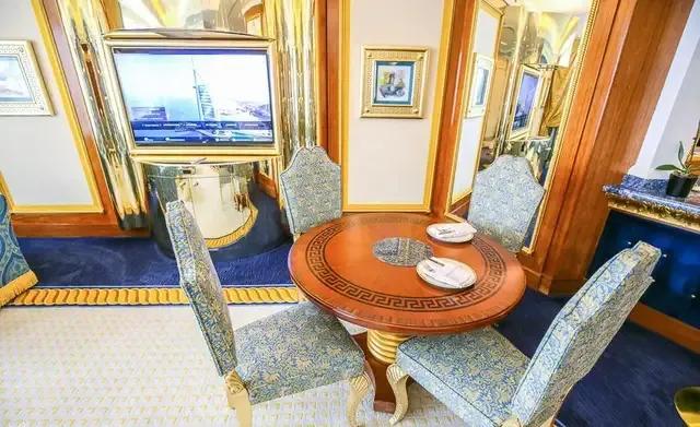 迪拜帆船酒店简介，迪拜帆船酒店介绍（80张高清图带你走进迪拜七星级帆船酒店）