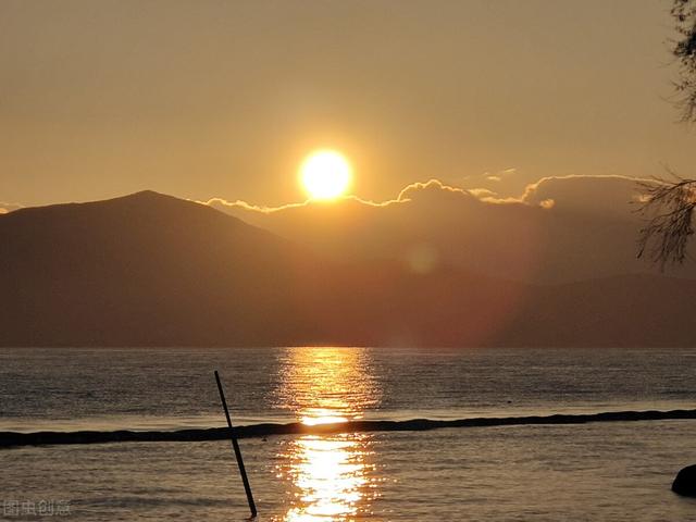 夸赞男人的句子，夸赞男人的句子正能量的（如何夸你的老公也夸到你自己）