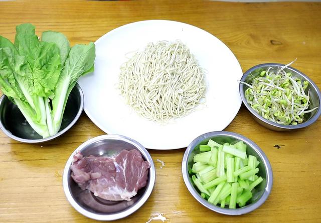 正月十五的民间禁忌，记得“吃3样忌3样”