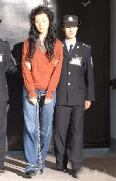 女死刑犯枪决现场(判死刑女犯枪决前采访) - 贝贝号