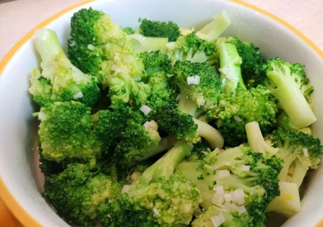 养生吃的食物有哪些东西，吃什么食物健康养生（对健康最有益的10种食物）