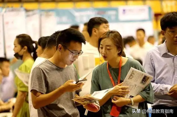 专科学什么专业好，2023高职十大热门专业（2022年专科志愿填报）