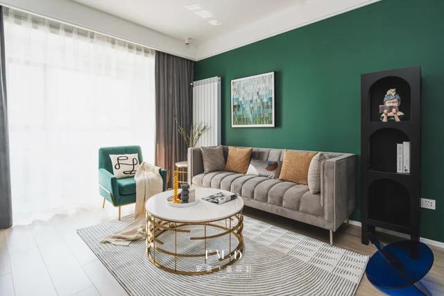 家具颜色搭配的技巧，室内家具颜色搭配的技巧（沙发颜色跟着这5条技巧走）