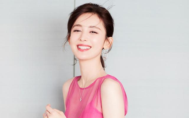 古力娜扎电视剧，古力娜扎演过什么电视剧（两人境遇却大不相同）