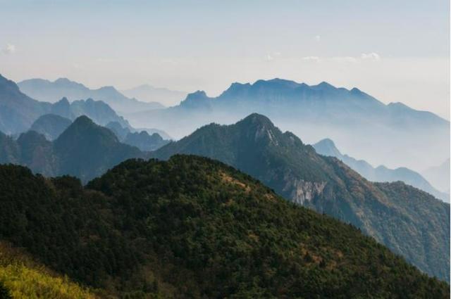 神农架旅游攻略，神农架旅游攻略自驾游（湖北神农架六大景点）