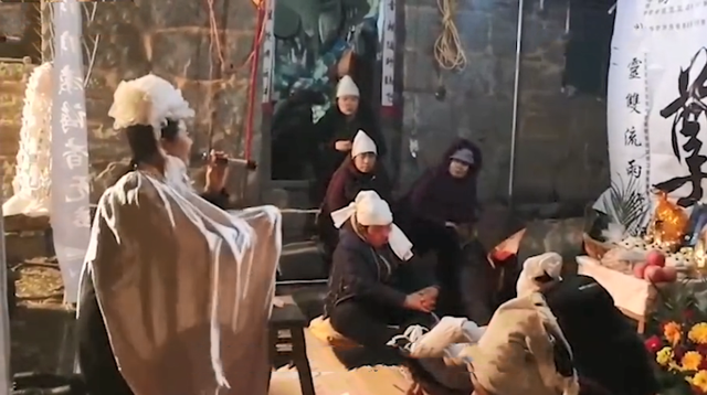 能让人瞬间就哭的故事，能让人瞬间就哭的故事50字（河南职业\