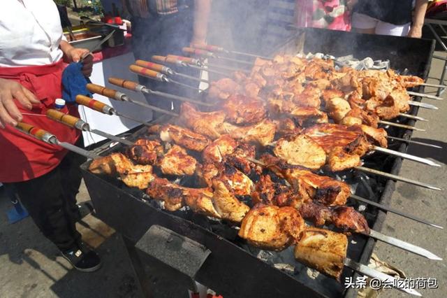俄罗斯特色美食，俄罗斯有哪些传统的乡村美食（才明白什么叫“硬核”）