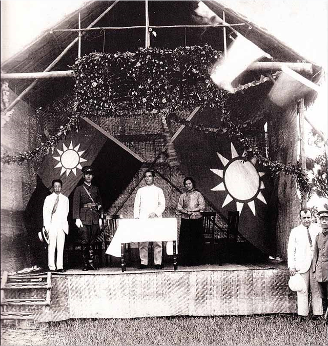 黄埔军校3期出了哪些有名的人物，黄埔军校第十期名人（毛主席推荐入学的5名黄埔生）