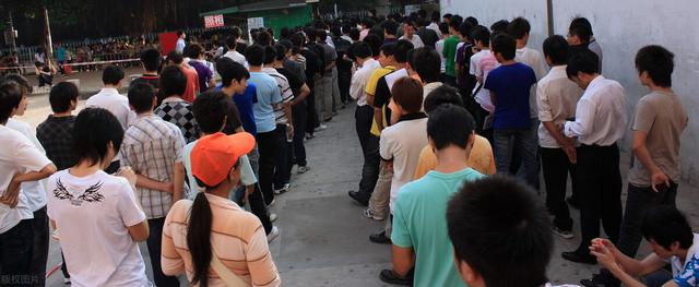 20万能到越南开工厂吗，去越南叫越南鸡多少钱一次（越南会成为世界工厂吗）