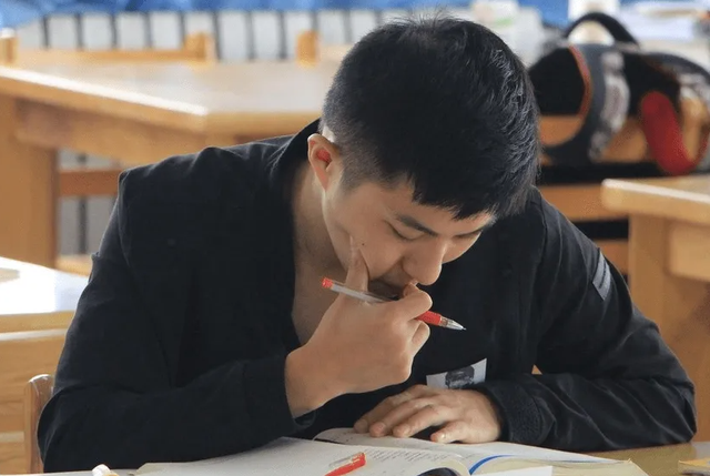 长春大学是一本还是二本，长春大学是几本大学（北大考生主动调剂长春大学）