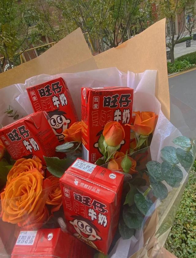 送旺仔牛奶给女孩子寓意，旺仔牛奶的寓意是什么（童心未泯，一切皆甜）