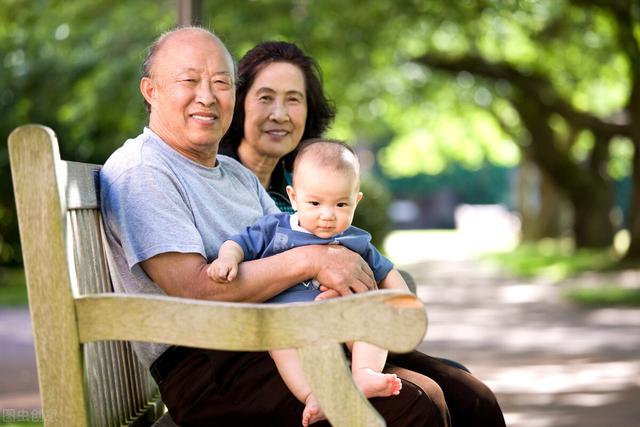 含饴弄孙天伦之乐是什么意思，天伦之乐是什么意思解释（天伦之乐，是一种怎么样的乐）