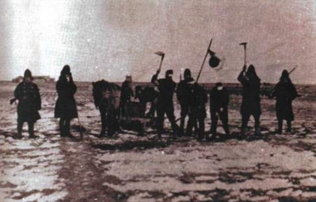 方正县砸碑事件，方正县砸碑的五个壮士现在如何（11年方正县花70万为日军战犯立碑）