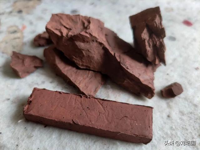 真正的朱砂多少钱一克，真正的朱砂怎么分辨真假（玩印泥的人）