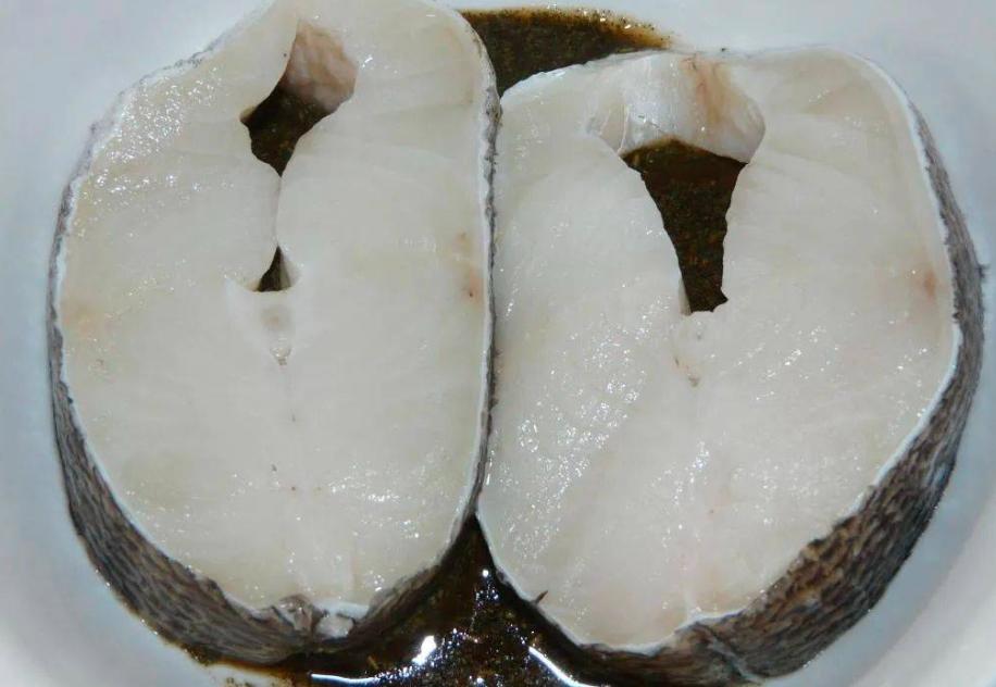 油鱼图片(人吃后屁股会漏油三天)