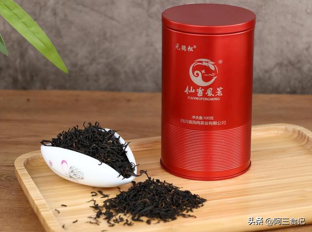 秋天喝什么茶好，秋天喝什么茶（这3款茶名列前茅）