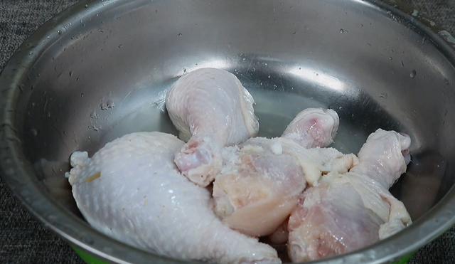 鸡腿怎么做好吃，鸡腿怎么做好吃又简单减脂（这才是鸡腿最好吃做法）