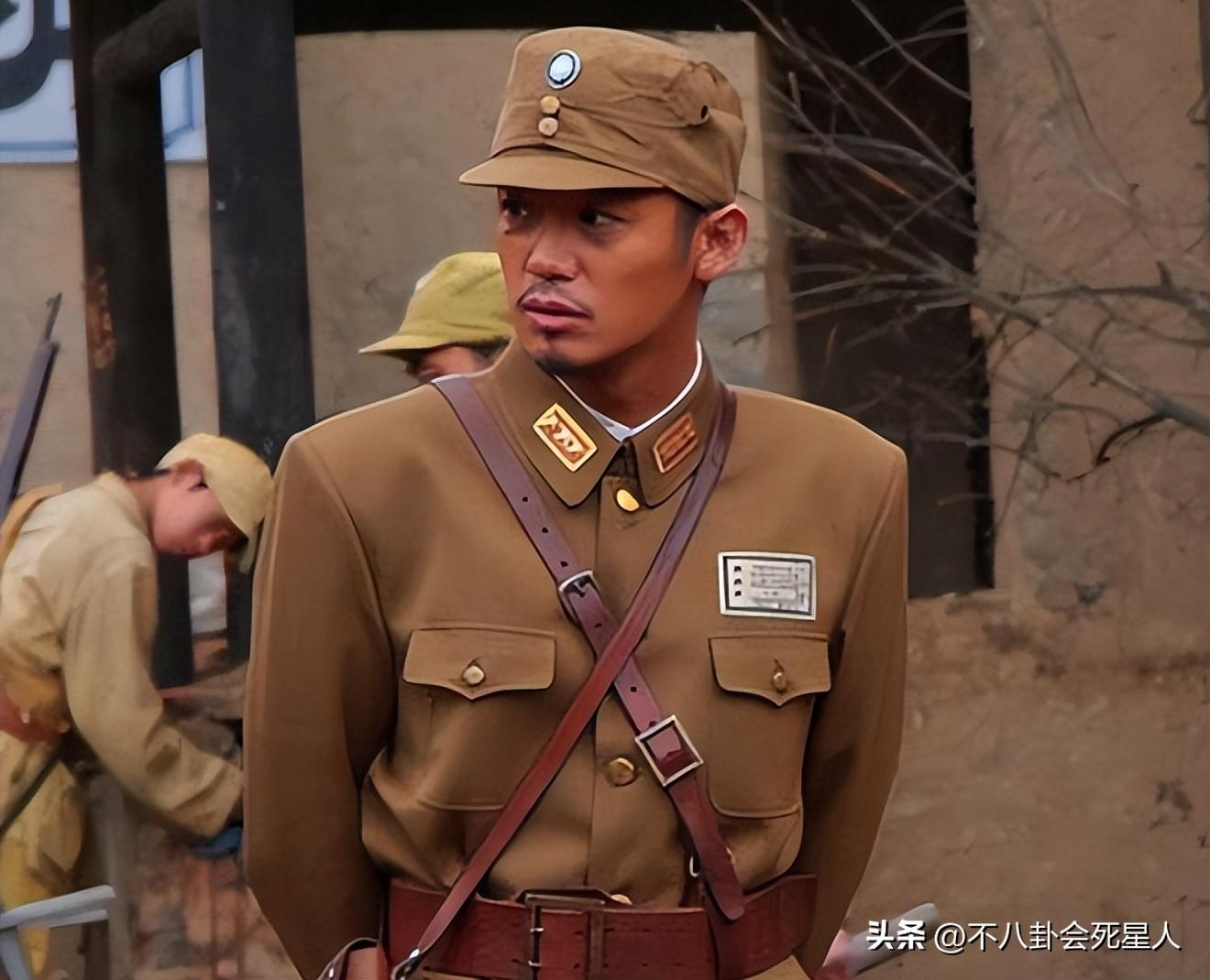 改名字,当老师,下田种地,演"鬼子"出名的5位男星,变化好大